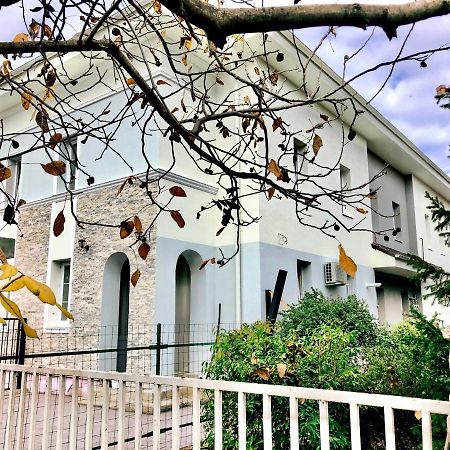 Cozy Apartament With 2Rooms Timisoara Exterior photo