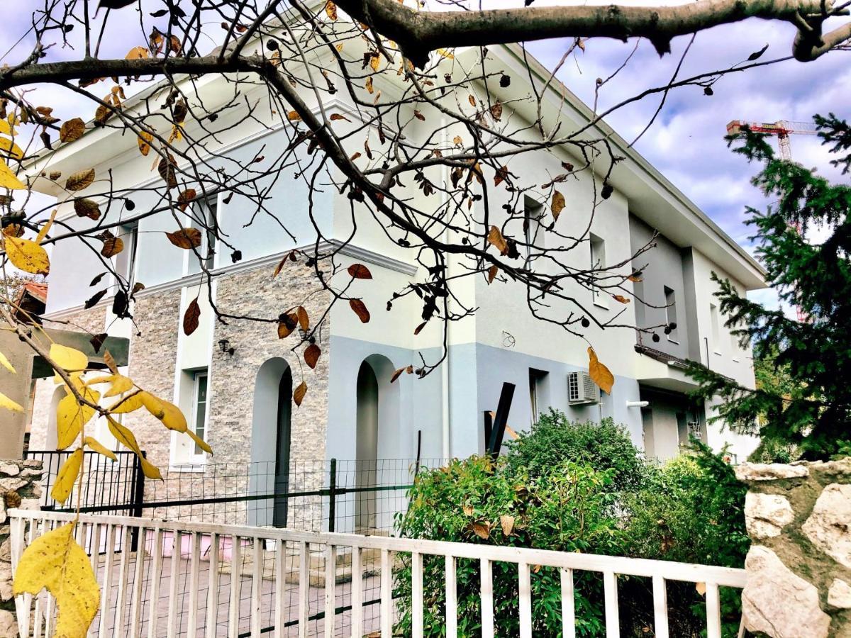 Cozy Apartament With 2Rooms Timisoara Exterior photo